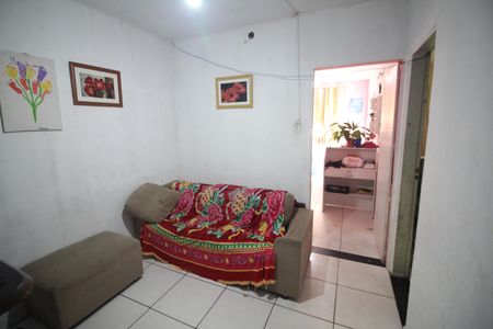 Sala de casa à venda com 8 quartos, 660m² em Glória, Belo Horizonte