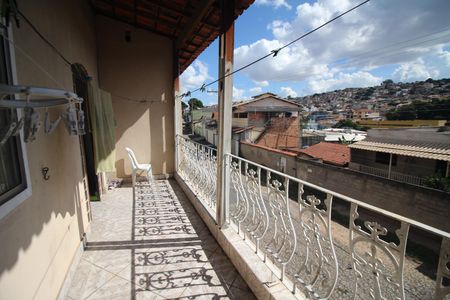 Casa à venda com 660m², 8 quartos e 5 vagasVaranda
