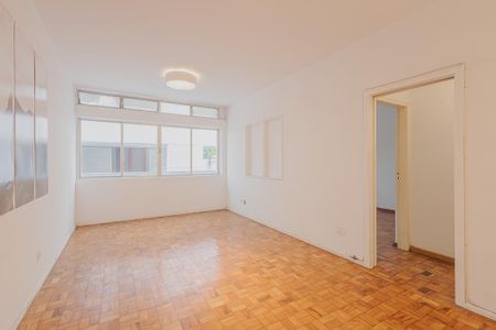 Apartamento à venda com 91m², 2 quartos e 1 vaga Apartamento à venda com 91m², 2 quartos e 1 vagaSala