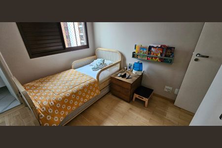Quarto de apartamento para alugar com 3 quartos, 125m² em Vila Gomes Cardim, São Paulo