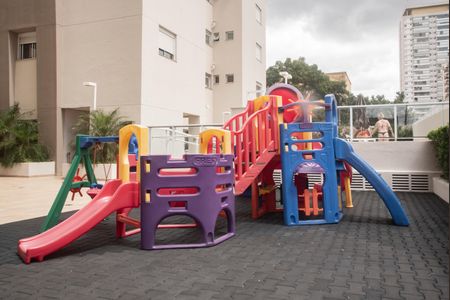 Apartamento para alugar com 70m², 2 quartos e 2 vagasÁrea comum - Playground