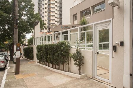Apartamento para alugar com 70m², 2 quartos e 2 vagasFrente 