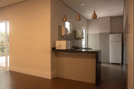 Apartamento para alugar com 70m², 2 quartos e 2 vagasÁrea comum - Salão de festas