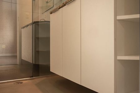 Apartamento para alugar com 70m², 2 quartos e 2 vagasBanheiro da Suíte