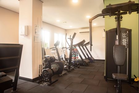 Apartamento para alugar com 70m², 2 quartos e 2 vagasÁrea comum - Academia