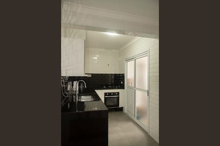 Apartamento para alugar com 70m², 2 quartos e 2 vagasCozinha