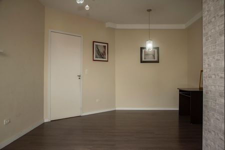 Apartamento para alugar com 70m², 2 quartos e 2 vagasSala