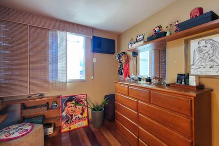 Apartamento à venda com 104m², 3 quartos e 2 vagasQuarto 2