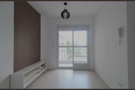 Sala/Cozinha de apartamento para alugar com 1 quarto, 33m² em Portal do Morumbi, São Paulo