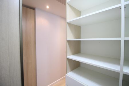 Apartamento para alugar com 226m², 3 quartos e 2 vagasSuíte master
