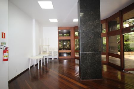 Apartamento para alugar com 226m², 3 quartos e 2 vagasÁrea comum - Salão de festas