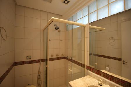 Apartamento para alugar com 226m², 3 quartos e 2 vagasBanheiro da Suíte 1