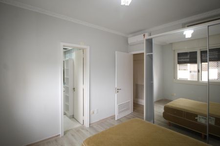 Apartamento para alugar com 226m², 3 quartos e 2 vagasSuíte 2