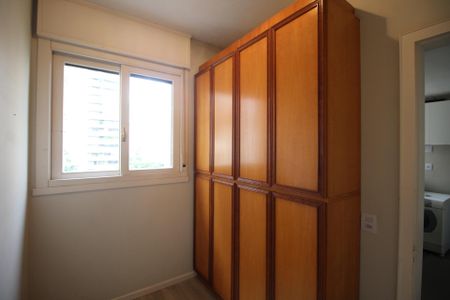 Apartamento para alugar com 226m², 3 quartos e 2 vagasQuarto de Serviço