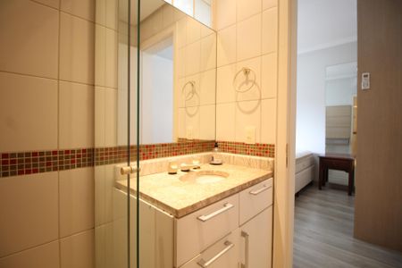 Apartamento para alugar com 226m², 3 quartos e 2 vagasBanheiro da Suíte 1