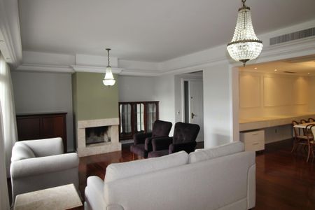 Apartamento para alugar com 226m², 3 quartos e 2 vagasSala