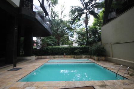 Apartamento para alugar com 226m², 3 quartos e 2 vagasÁrea comum - Piscina