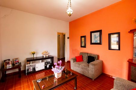 Sala de casa à venda com 4 quartos, 185m² em Sagrada Família, Belo Horizonte