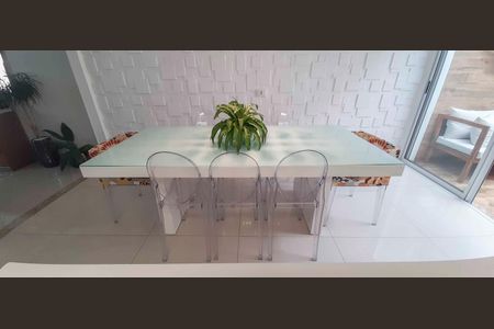 Casa à venda com 150m², 3 quartos e 2 vagas