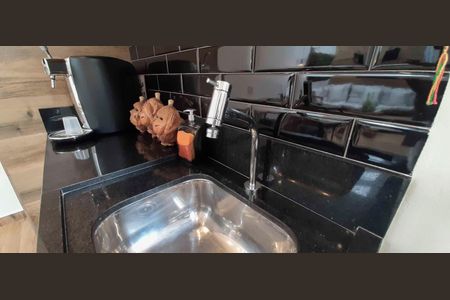 Casa à venda com 150m², 3 quartos e 2 vagas