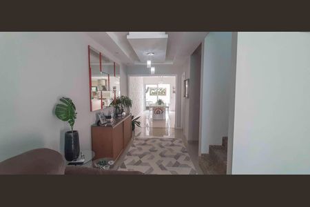 Casa à venda com 150m², 3 quartos e 2 vagas