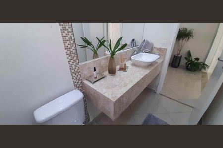 Casa à venda com 150m², 3 quartos e 2 vagas