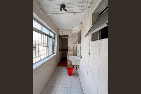 Apartamento para alugar com 70m², 2 quartos e 1 vagaÁrea de Serviço