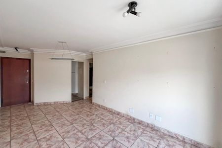 Apartamento para alugar com 70m², 2 quartos e 1 vagaSala