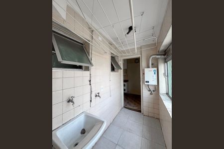 Apartamento para alugar com 70m², 2 quartos e 1 vagaÁrea de Serviço