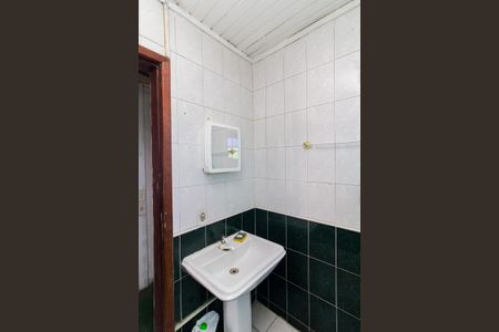 Casa para alugar com 50m², 2 quartos e sem vaga Casa para alugar com 50m², 2 quartos e sem vagaBanheiro