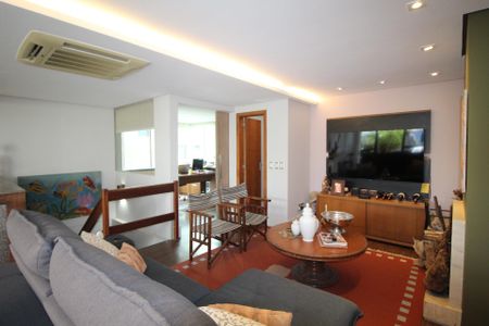 Apartamento para alugar com 217m², 3 quartos e 2 vagasSala 2