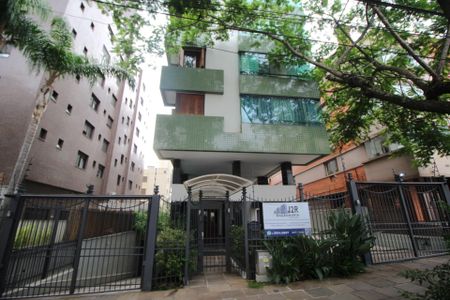 Apartamento para alugar com 217m², 3 quartos e 2 vagasFachada