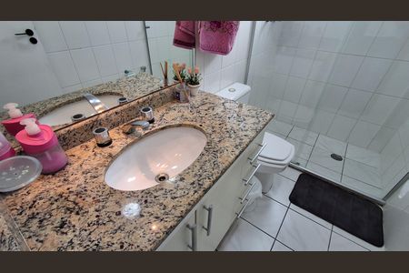 Apartamento à venda com 130m², 3 quartos e 2 vagasBanheiro Suíte 2