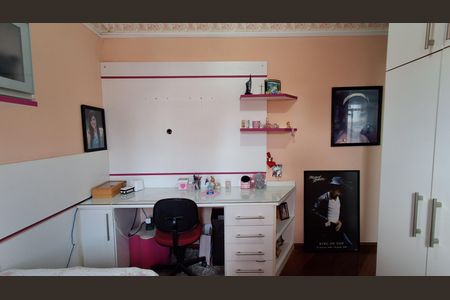 Apartamento à venda com 130m², 3 quartos e 2 vagasSuíte 2