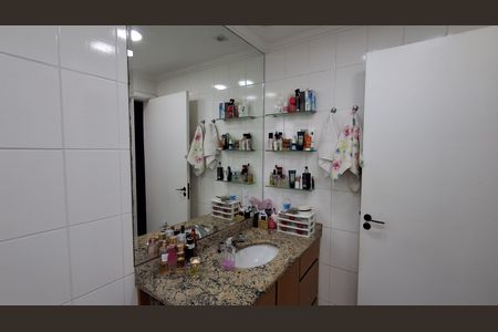 Apartamento à venda com 130m², 3 quartos e 2 vagasBanheiro Suíte 3