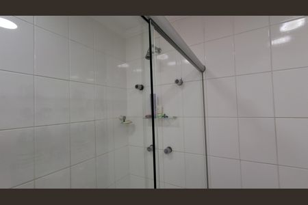 Apartamento à venda com 130m², 3 quartos e 2 vagasBanheiro Suíte 3