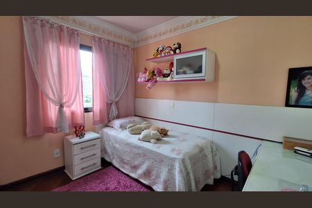 Apartamento à venda com 130m², 3 quartos e 2 vagasSuíte 2