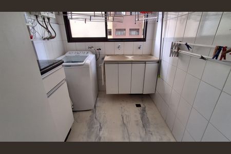 Apartamento à venda com 130m², 3 quartos e 2 vagasÁrea de Serviço 