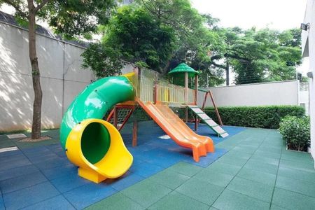 Apartamento à venda com 84m², 2 quartos e 2 vagasFoto 02