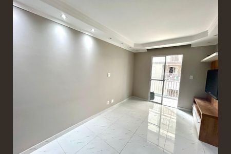Apartamento para alugar com 63m², 3 quartos e 1 vagaSala