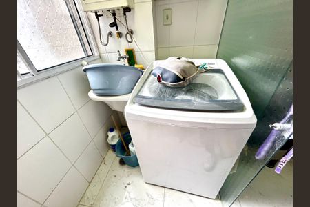 Apartamento para alugar com 63m², 3 quartos e 1 vagaÁrea de Serviço