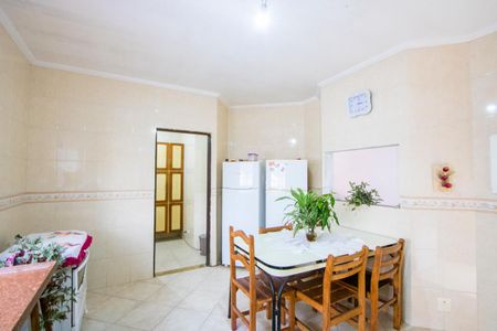 Casa à venda com 400m², 6 quartos e 6 vagasCozinha