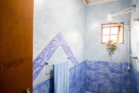 Casa à venda com 400m², 6 quartos e 6 vagasBanheiro do quarto 2