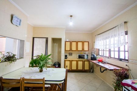 Casa à venda com 400m², 6 quartos e 6 vagasCozinha