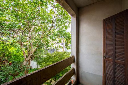 Casa à venda com 400m², 6 quartos e 6 vagasVaranda do quarto 1