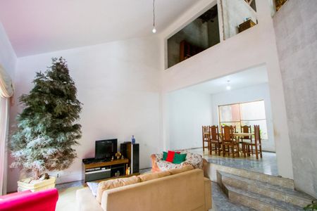 Sala de casa para alugar com 3 quartos, 400m² em Campestre, Santo André