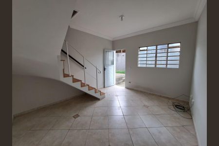 Sala de casa à venda com 2 quartos, 67m² em Santa Maria, Osasco