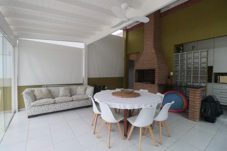 Apartamento para alugar com 170m², 2 quartos e 1 vagaCozinha