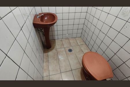 Casa para alugar com 130m², 3 quartos e 1 vagaBanheiro