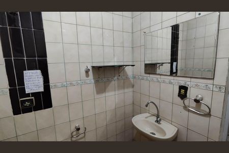 Casa para alugar com 130m², 3 quartos e 1 vagaBanheiro 2